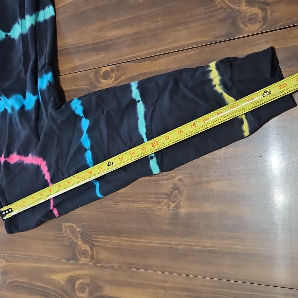 Torrid Multicolor Tie-Dye Off-Shoulder Top - Picture 4 of 6